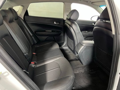 Used 2019 Kia Optima S image 29