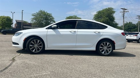 Used 2016 Chrysler 200 S image 6