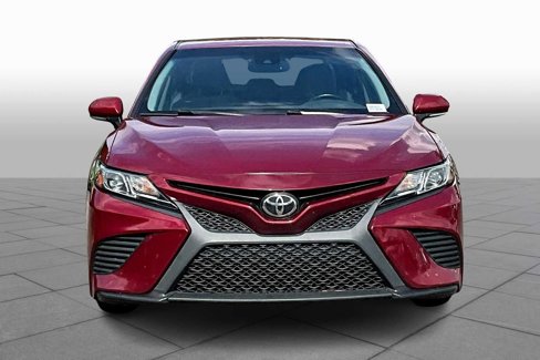 Used 2018 Toyota Camry SE w/ Convenience Package image 3