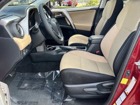 Used 2018 Toyota RAV4 XLE image 11