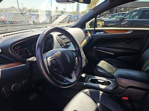 Used 2019 Lincoln MKC Reserve image 12