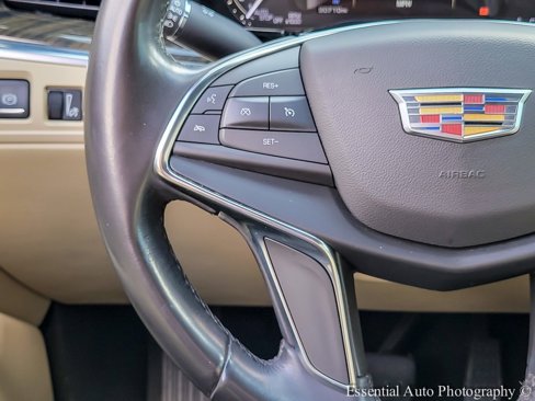 Used 2018 Cadillac XT5 AWD image 15
