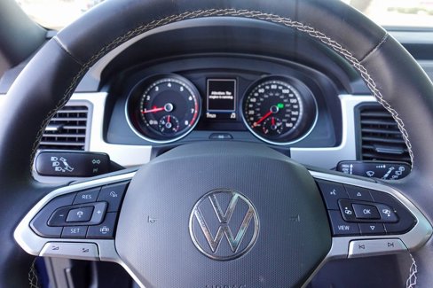Used 2021 Volkswagen Atlas Cross Sport SE image 17