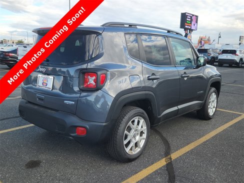 Used 2021 Jeep Renegade Latitude w/ Convenience Group image 3