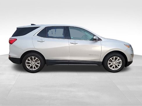 Used 2018 Chevrolet Equinox LT image 7