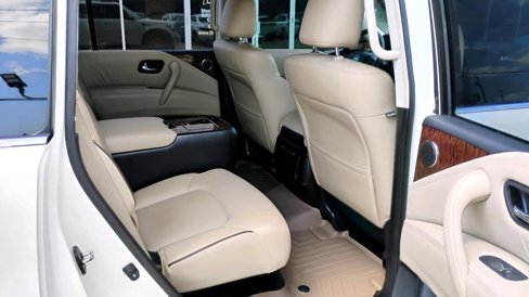 Used 2020 Nissan Armada SL image 18