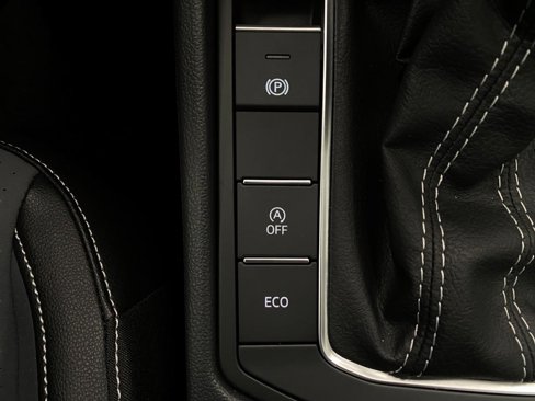 New 2025 Volkswagen Jetta SE image 24