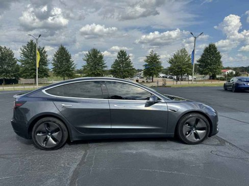Used 2018 Tesla Model 3 Long Range image 6