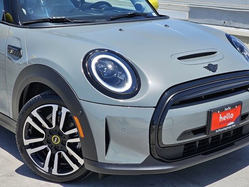 Used 2023 MINI Cooper SE image 5