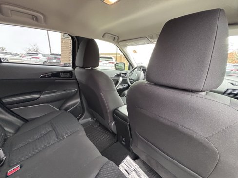 New 2024 Mitsubishi Eclipse Cross ES image 17