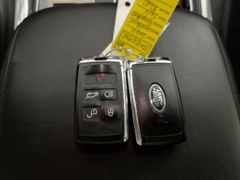 Used 2020 Land Rover Range Rover Sport HSE image 33