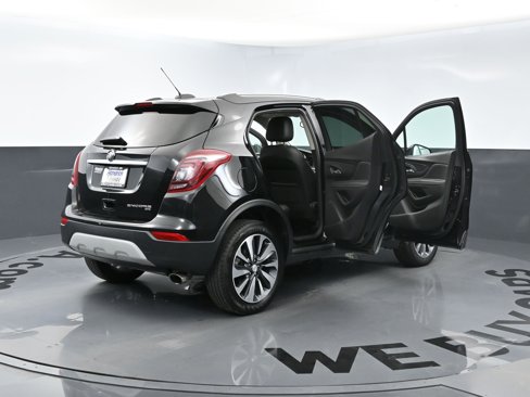 Used 2022 Buick Encore Preferred w/ Safety Package image 25