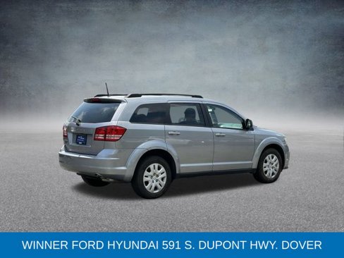 Used 2019 Dodge Journey SE image 5
