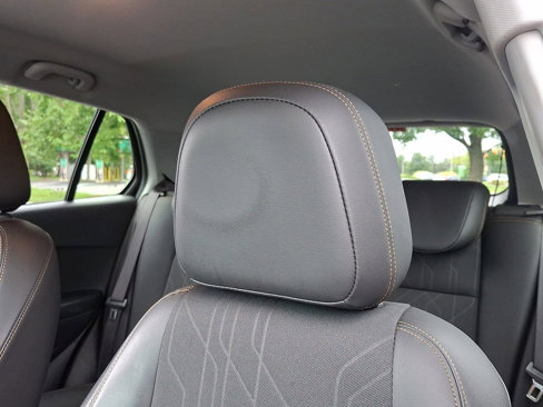 Certified 2022 Chevrolet Trax LT w/ LT Convenience Package image 20