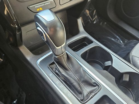 Used 2019 Ford Escape SE image 23