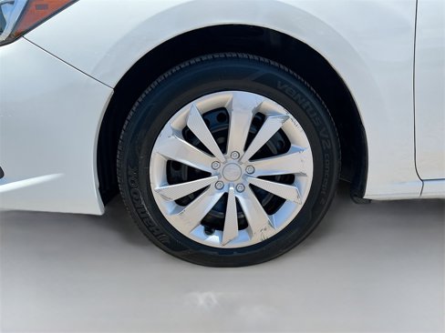 Used 2020 Subaru Impreza 2.0i image 28