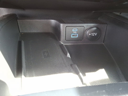 Used 2023 Ford Escape SE w/ PHEV Premium Package image 27