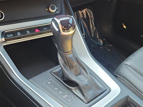 Certified 2022 Audi Q3 2.0T Premium Plus image 32