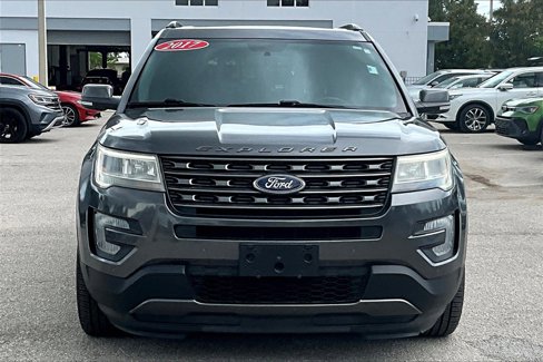 Used 2017 Ford Explorer XLT w/ Equipment Group 202A image 10
