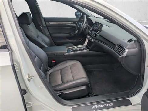 Used 2020 Honda Accord Sport image 18