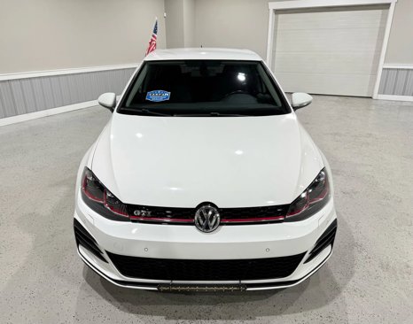 Used 2019 Volkswagen Golf S image 4