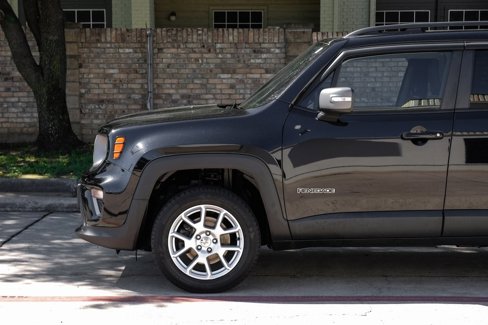 Used 2021 Jeep Renegade Limited w/ Sun & Sound Group image 21