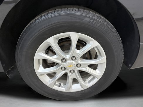Used 2020 Chevrolet Equinox LS image 7