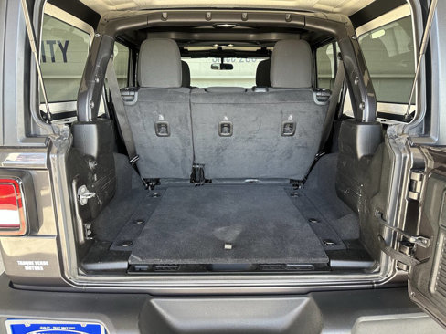 Used 2020 Jeep Wrangler Unlimited Sport S image 23
