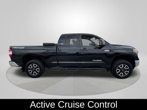 Used 2018 Toyota Tundra SR5 image 8
