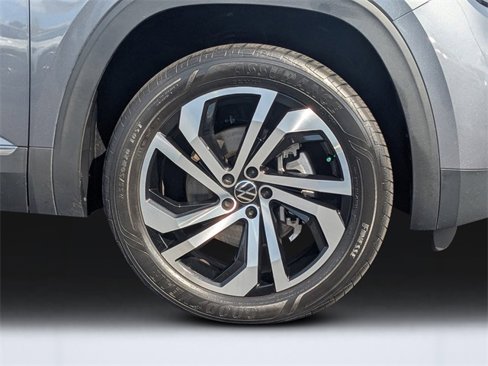 Used 2022 Volkswagen Atlas SEL image 12