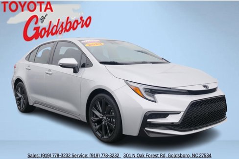 Used 2023 Toyota Corolla SE image 1