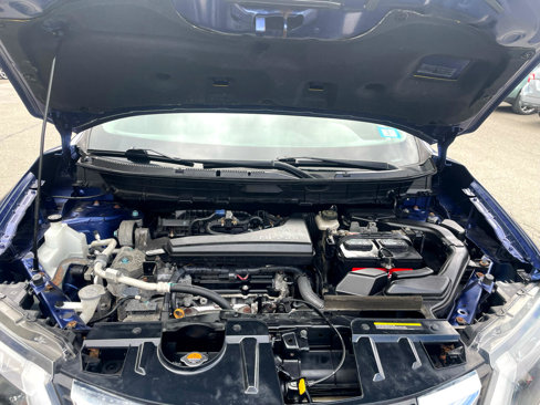 Used 2017 Nissan Rogue SV image 19
