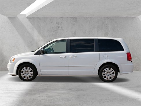 Used 2016 Dodge Grand Caravan SE w/ Quick Order Package 29E SE image 5