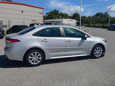 Used 2022 Toyota Corolla LE image 13