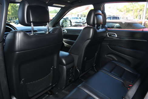 Used 2019 Jeep Grand Cherokee Limited image 16