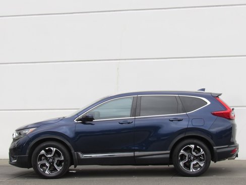 Used 2017 Honda CR-V Touring image 4