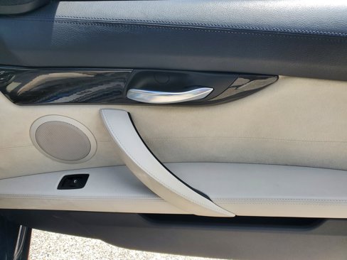 Used 2009 BMW Z4 sDrive35i image 16
