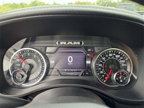 Used 2020 RAM 1500 Laramie image 12