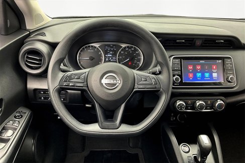 Used 2024 Nissan Kicks S image 5