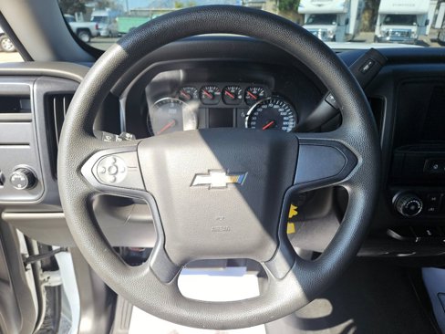 Used 2018 Chevrolet Silverado 1500 W/T w/ Trailering Package image 17