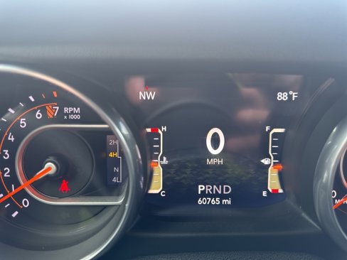 Used 2018 Jeep Wrangler Unlimited Sahara image 8