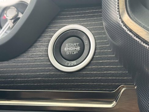 Certified 2022 RAM 2500 Limited image 15