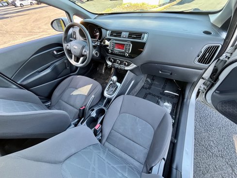 Used 2017 Kia Rio LX image 10