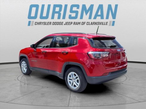 Used 2018 Jeep Compass Sport image 4