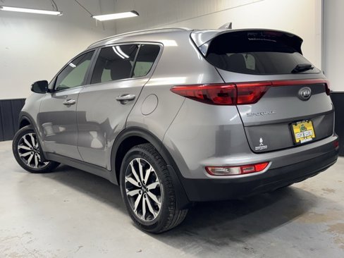 Used 2018 Kia Sportage EX image 4