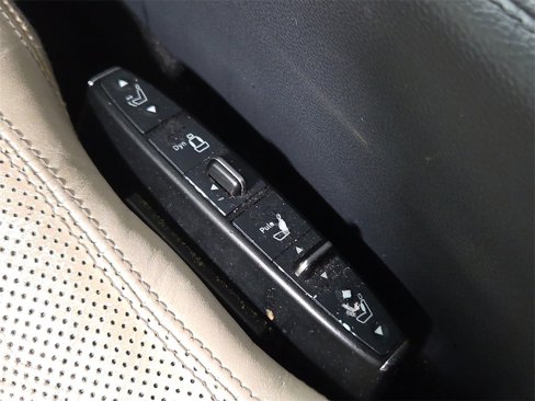 Used 2012 Mercedes-Benz CLS 550 4MATIC image 22