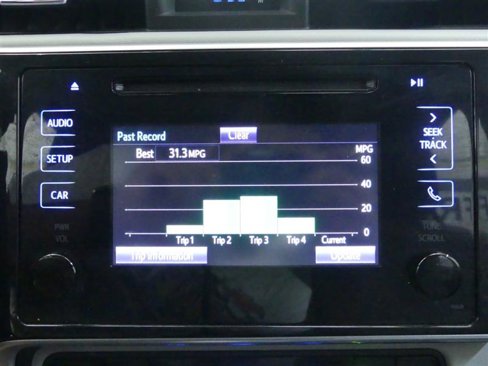 Used 2018 Toyota Corolla LE image 10