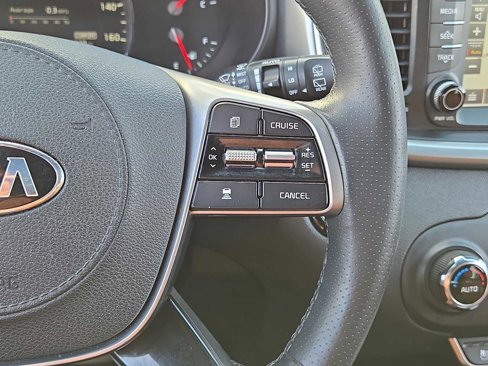 Used 2019 Kia Sorento SX image 26