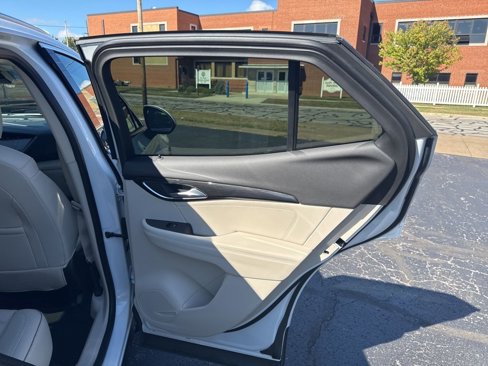 Used 2022 Buick Envision Essence w/ Safety Package image 30
