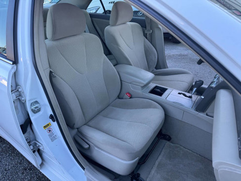 Used 2007 Toyota Camry LE image 20